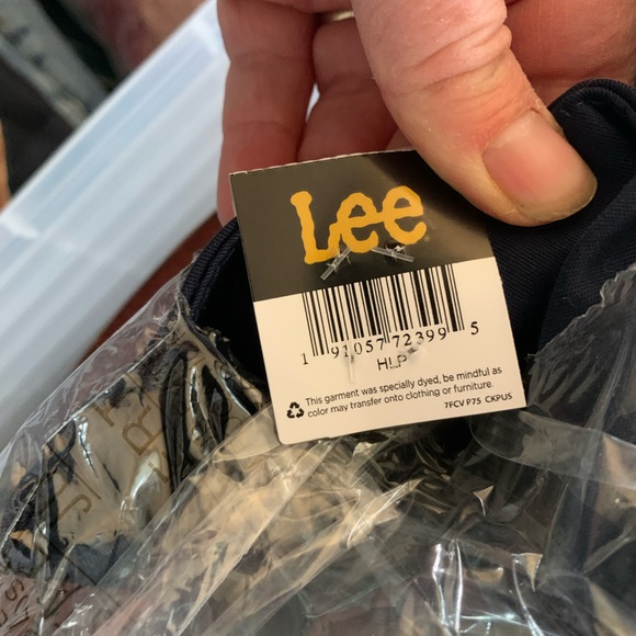 Lee Woman’s Slacks - Picture 7 of 7